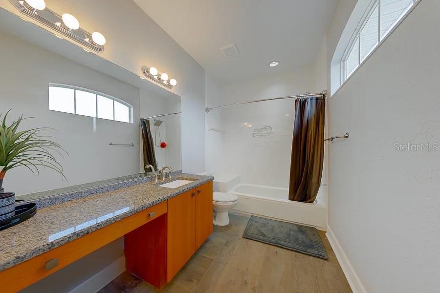 POINTE ALEXIS NORTH PH II - Residential