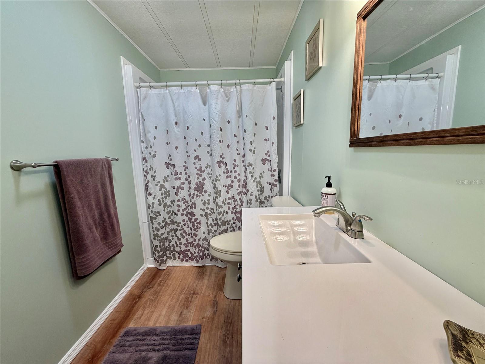 HAWTHORNE/LEESBURG - Residential