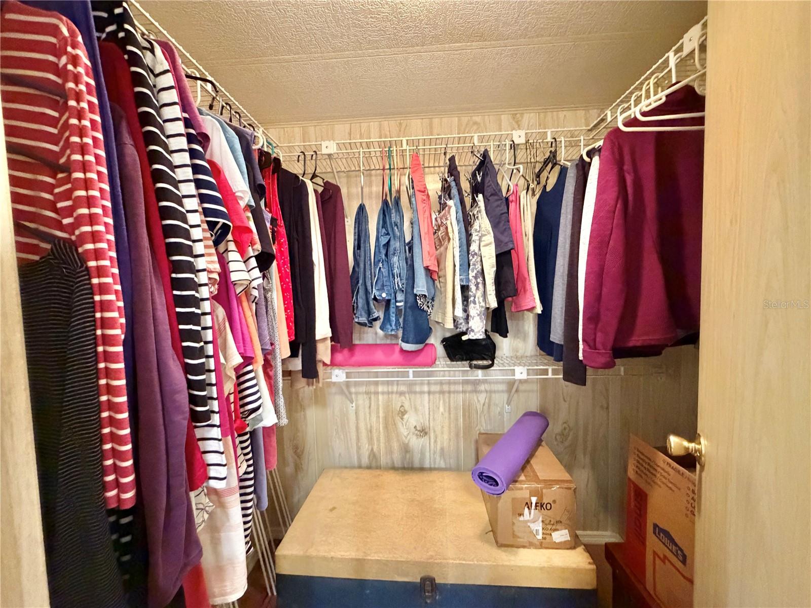 HAWTHORNE/LEESBURG - Residential