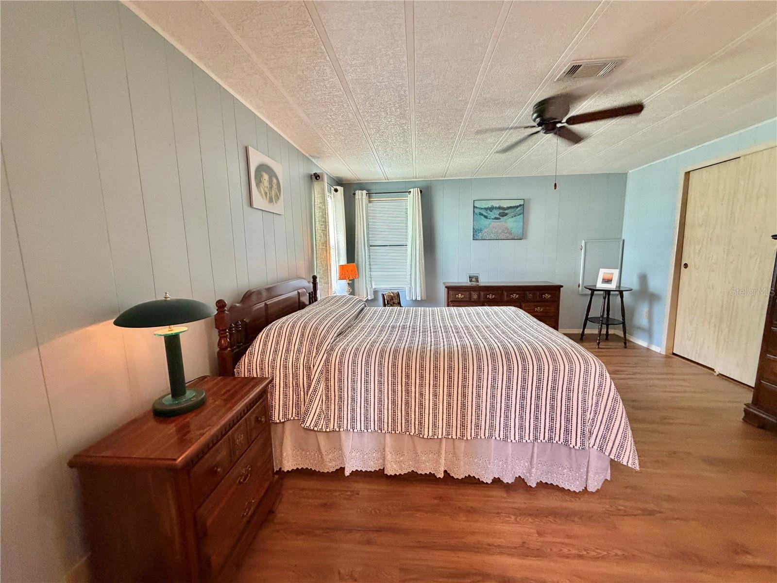 HAWTHORNE/LEESBURG - Residential