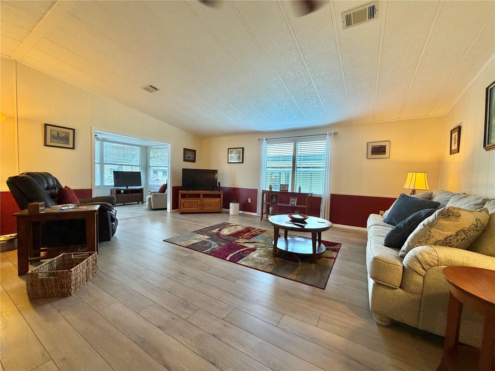 HAWTHORNE/LEESBURG - Residential