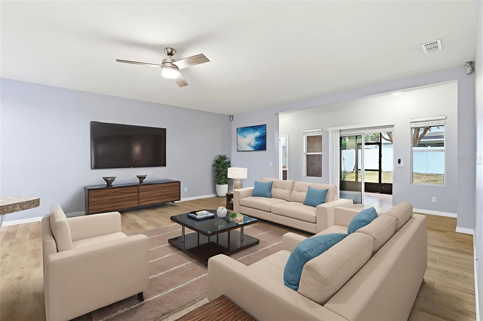 1632 BLUE GRASS BLVD