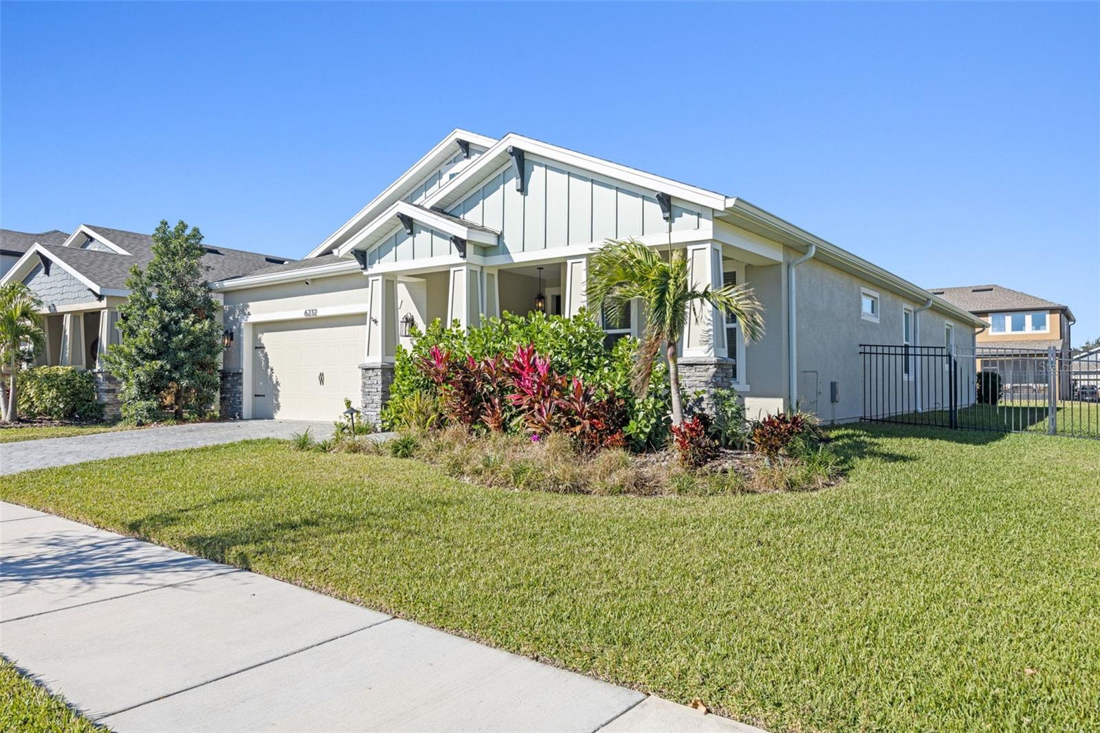 6232 SEA AIR DRIVE