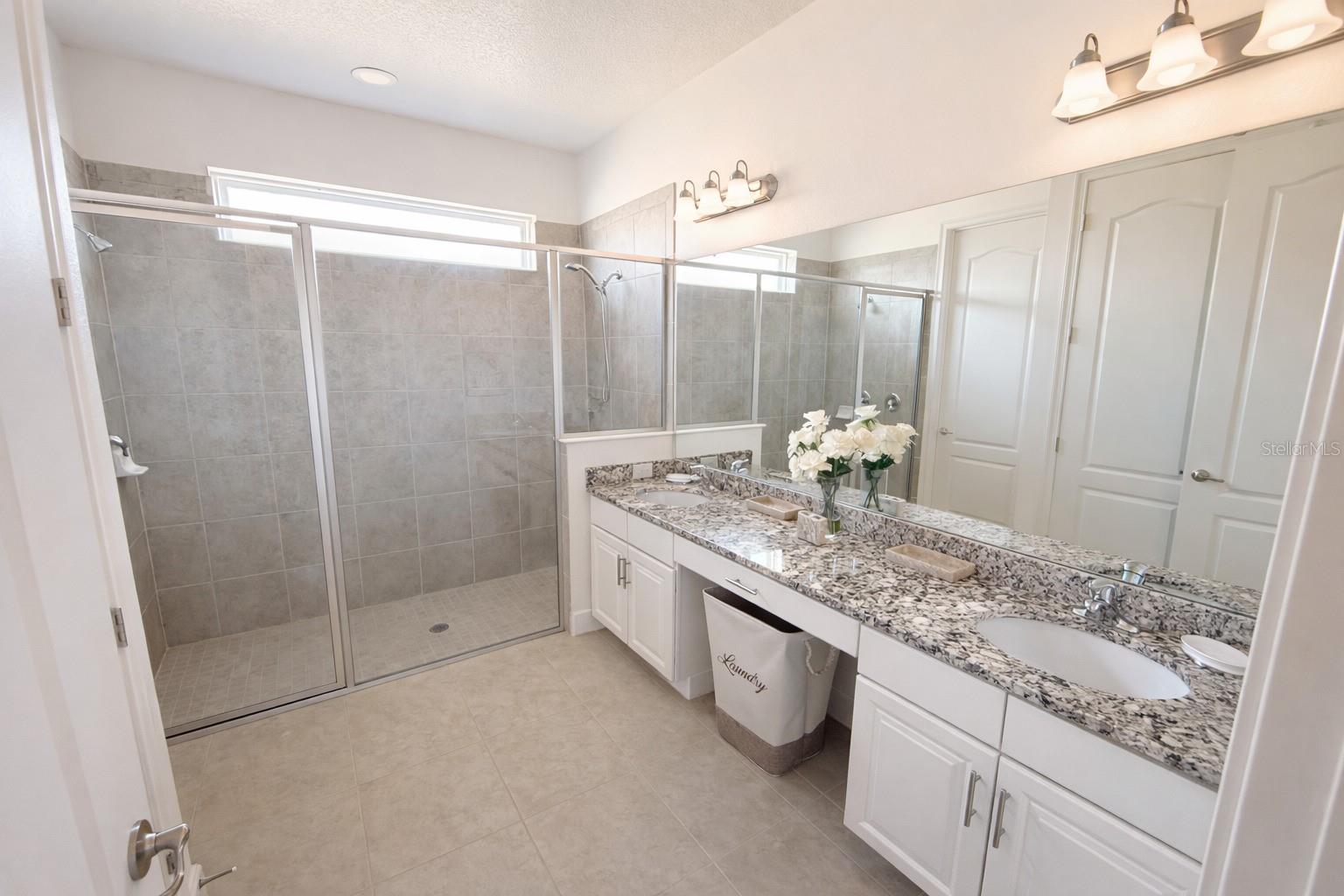 OAKMONT PH 01 - Residential