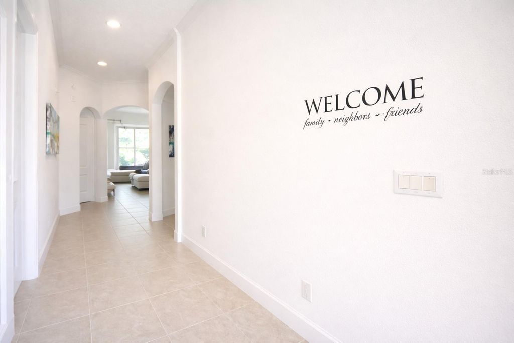 Photo of 4084 Oaktree Drive, Davenport, FL 33837 (MLS # O6383649)