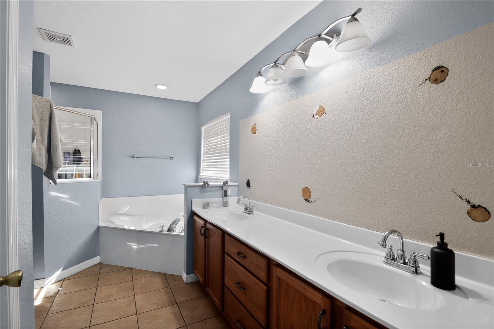 SILVER SPGS SHORES UN 21 - Residential