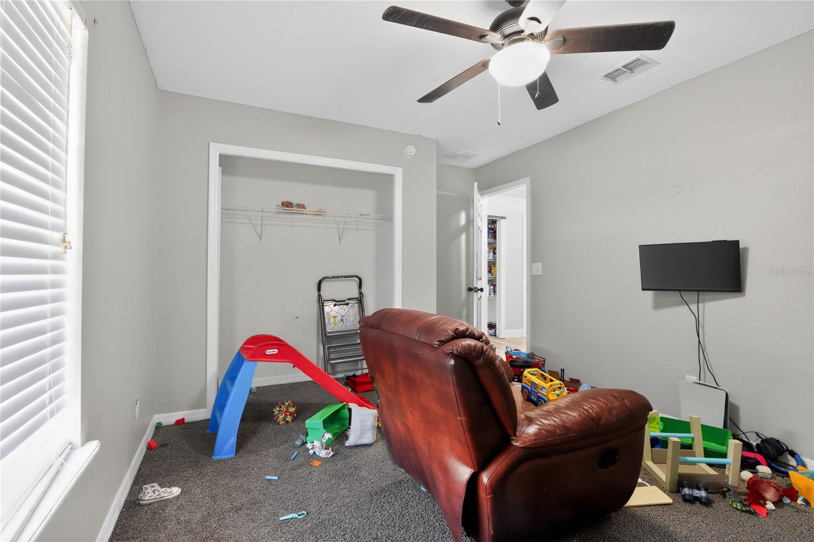 SILVER SPGS SHORES UN 21 - Residential