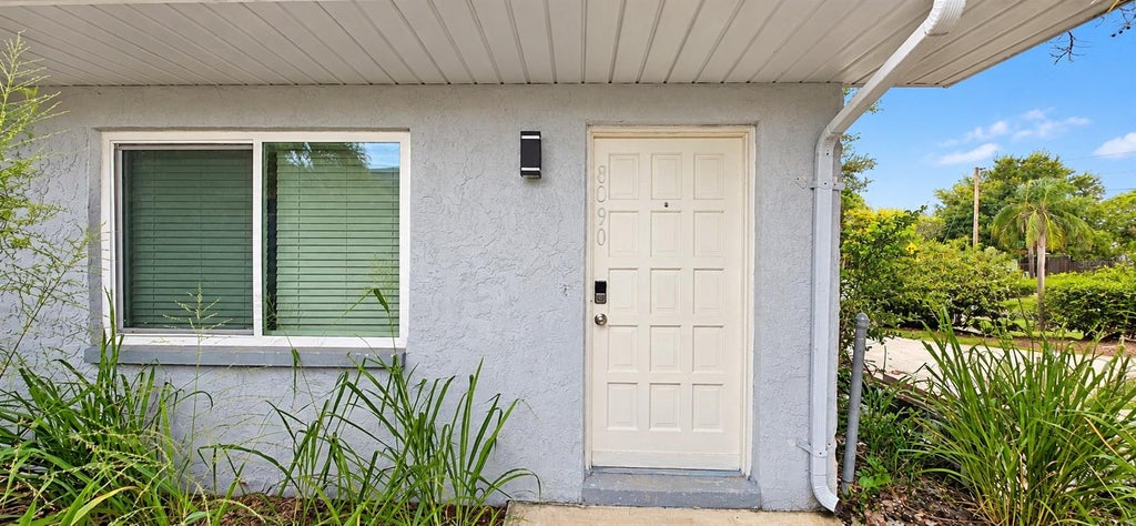 Photo of 8090 50th Avenue N #8092, St Petersburg, FL 33709 (MLS # TB8557780)