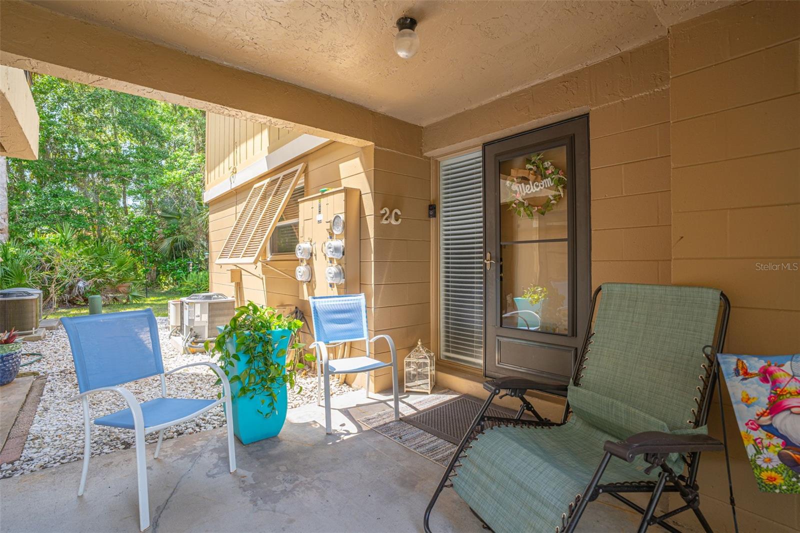 LAKESIDE CONDO APTS - Residential