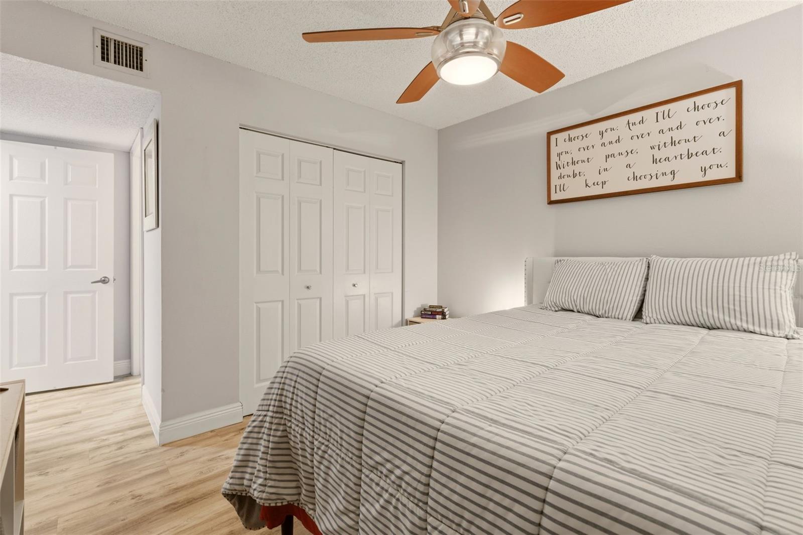 LAKESIDE CONDO APTS - Residential