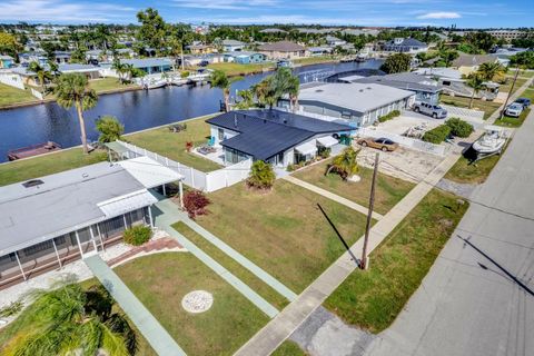 A home in PORT CHARLOTTE