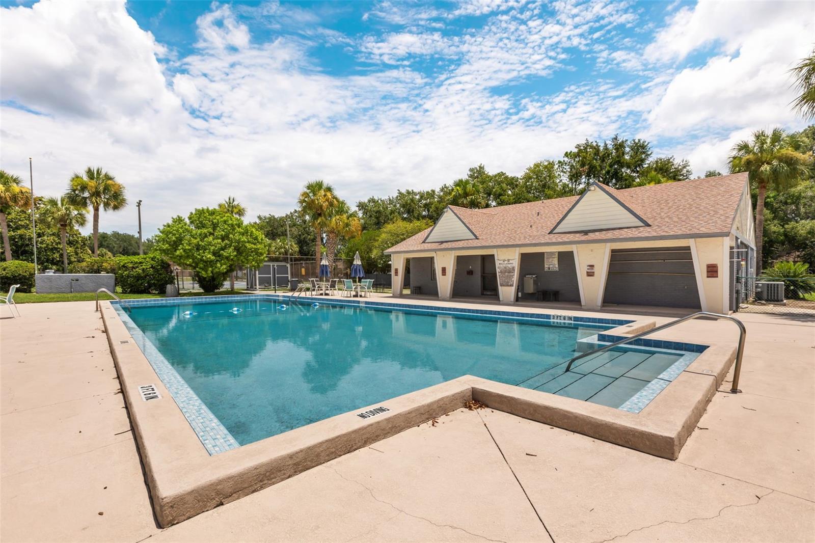 4740 AVON COURT 4740