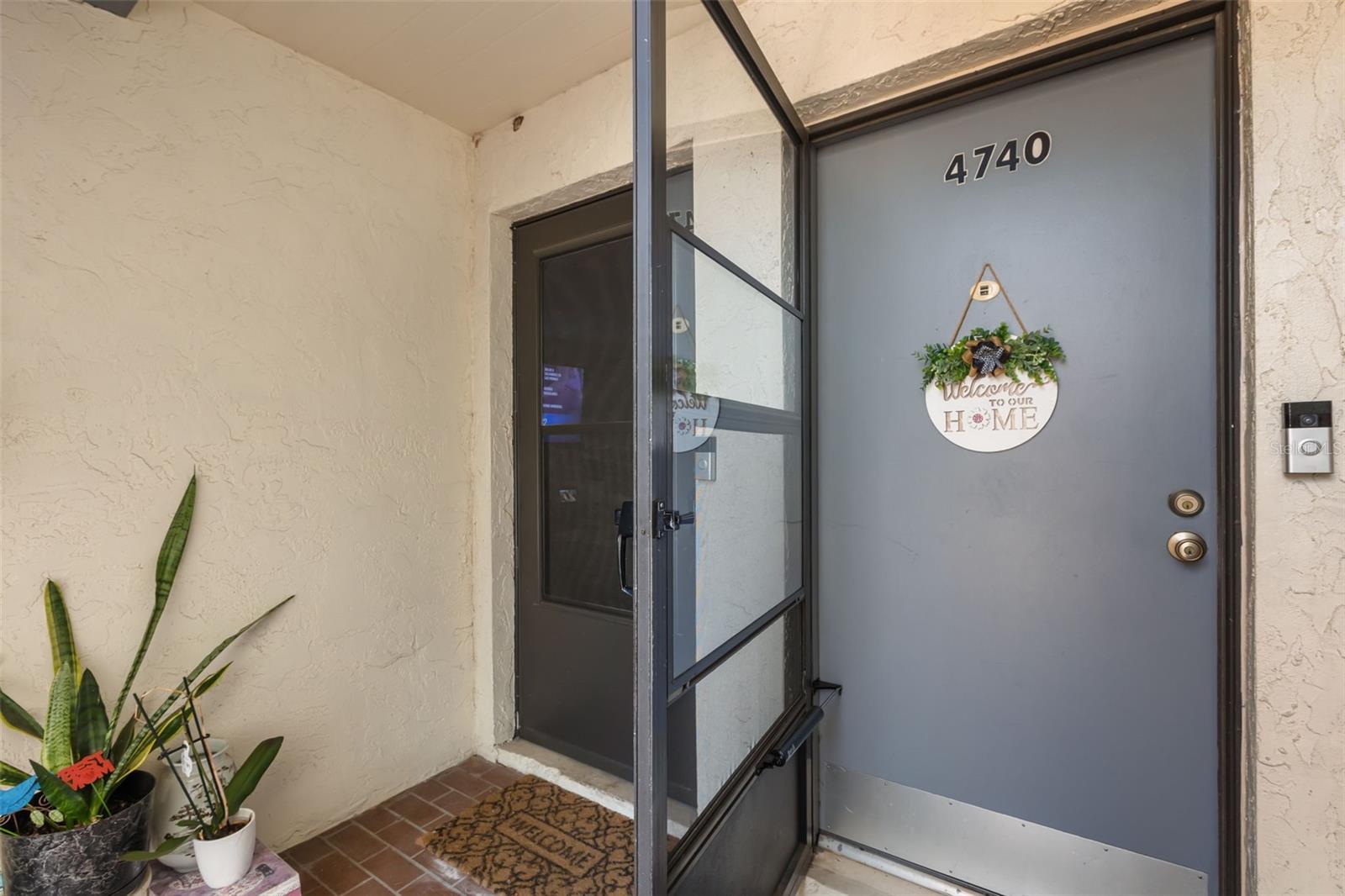 4740 AVON COURT 4740