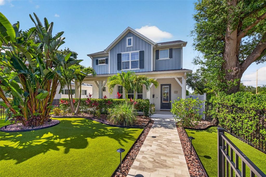 Photo of 511 31st Avenue N, St Petersburg, FL 33704 (MLS # TB8516574)