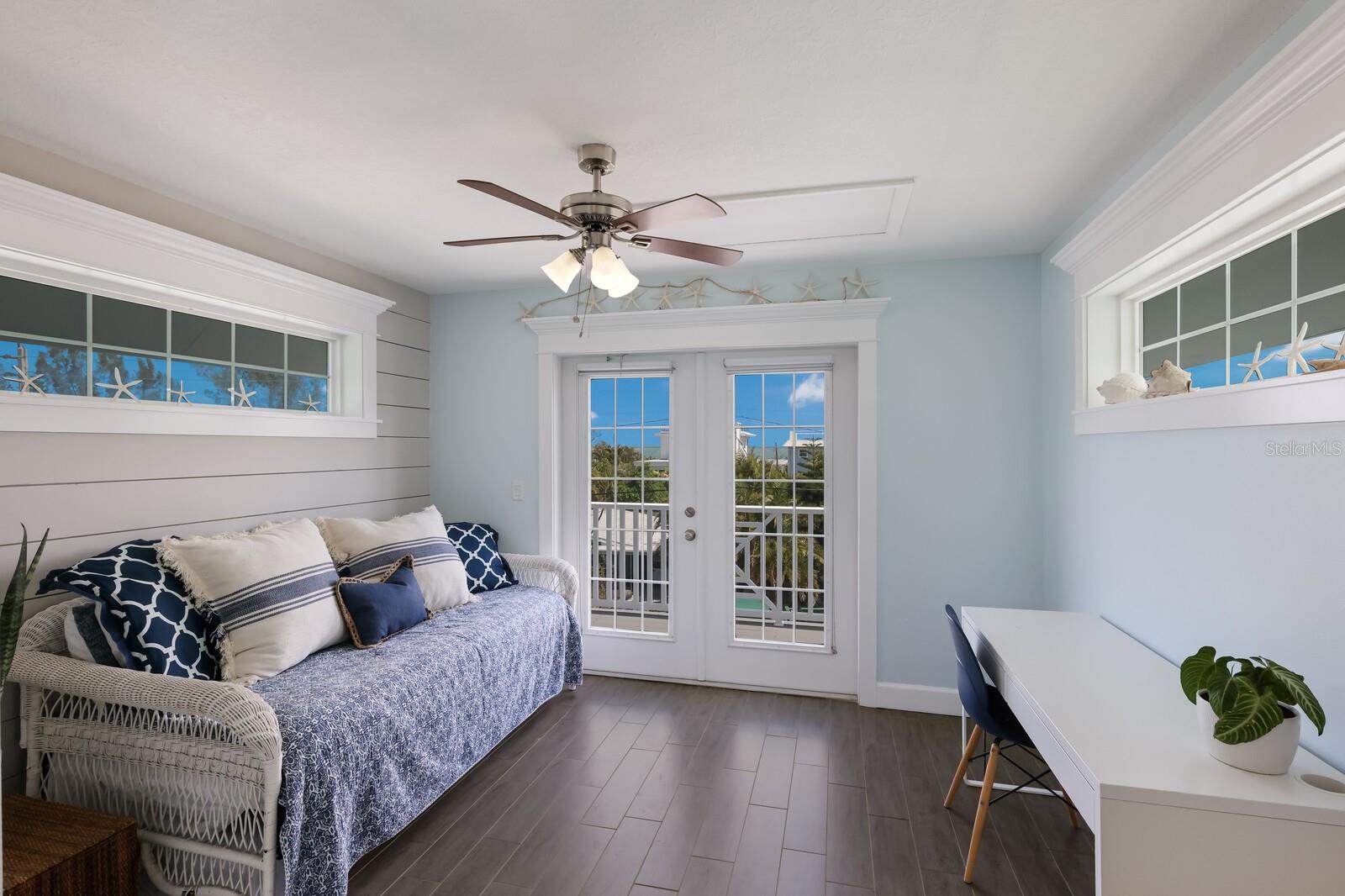 SHORE ACRES RESUBDIVIDED - Residential