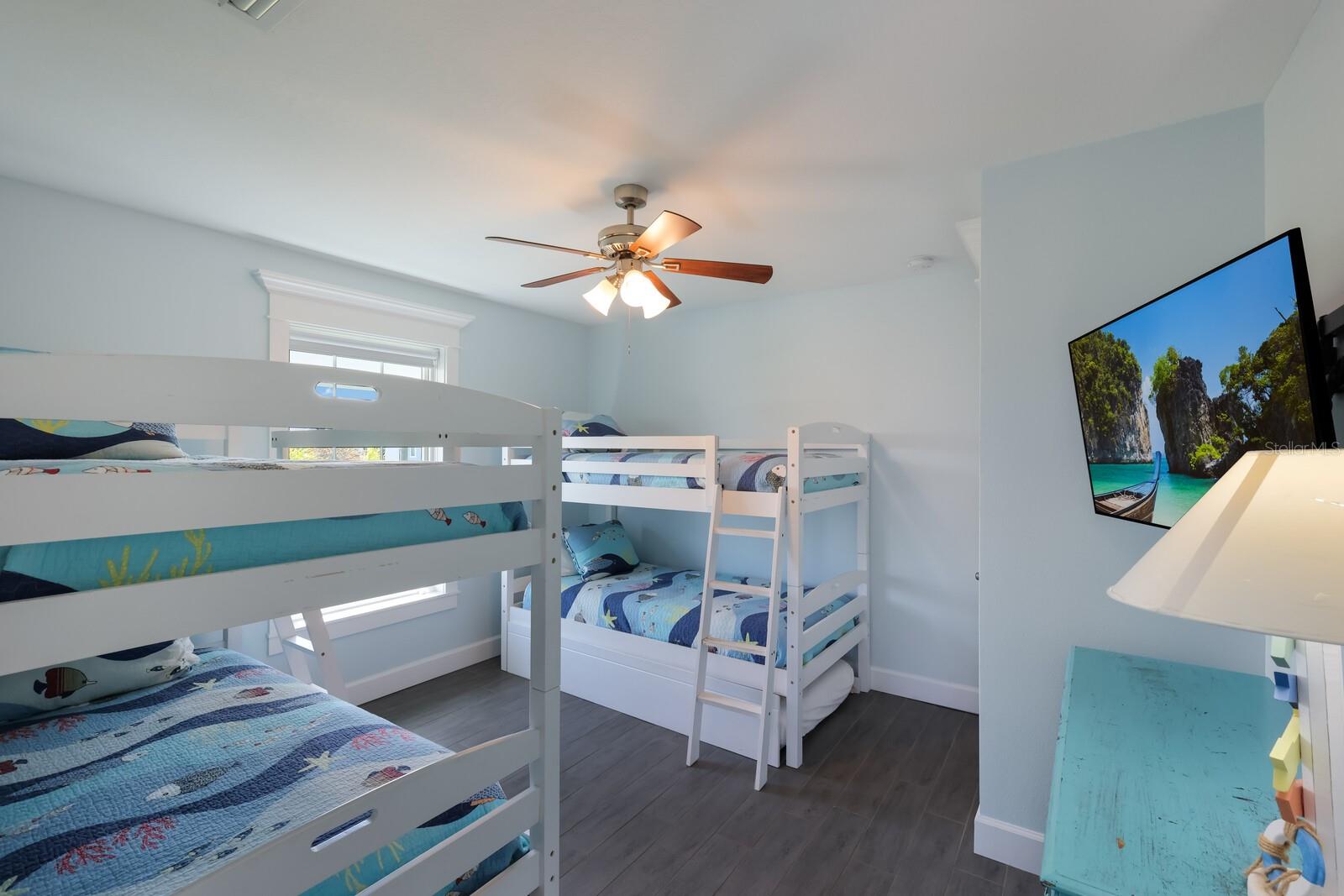 SHORE ACRES RESUBDIVIDED - Residential