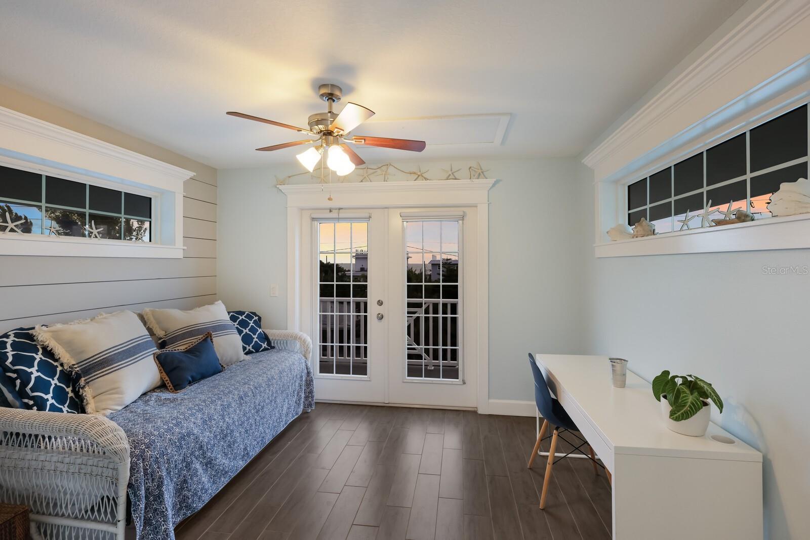 SHORE ACRES RESUBDIVIDED - Residential