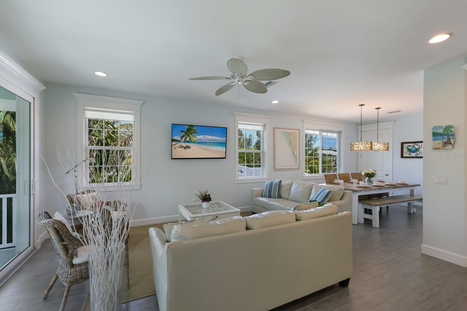 SHORE ACRES RESUBDIVIDED - Residential