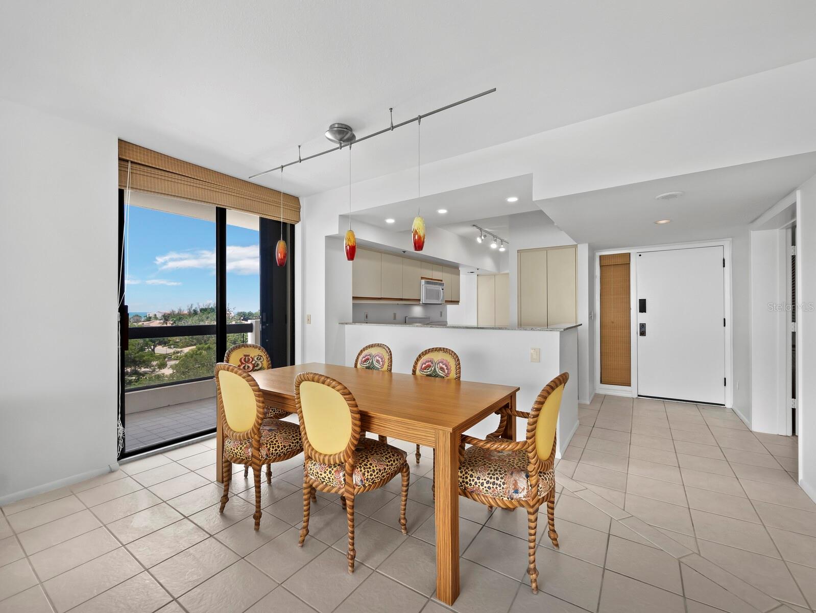 2020 HARBOURSIDE DRIVE 457