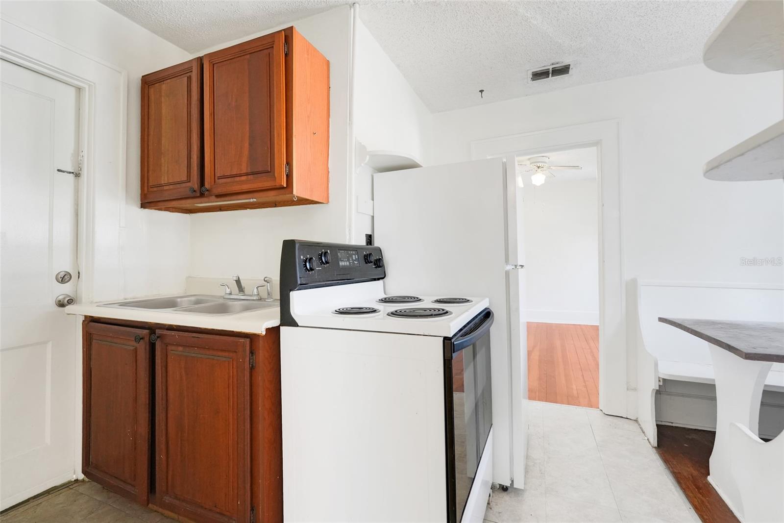 SMOCKS W 482 FT BLK 09 DELAND - Residential Income