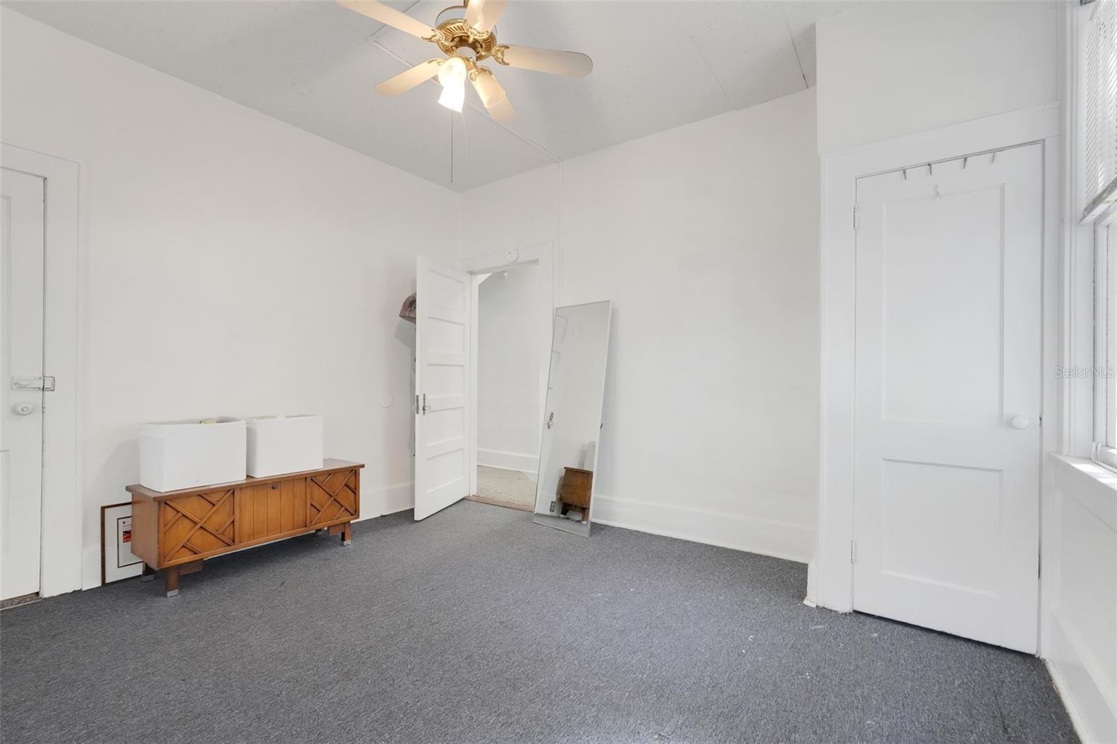 SMOCKS W 482 FT BLK 09 DELAND - Residential Income