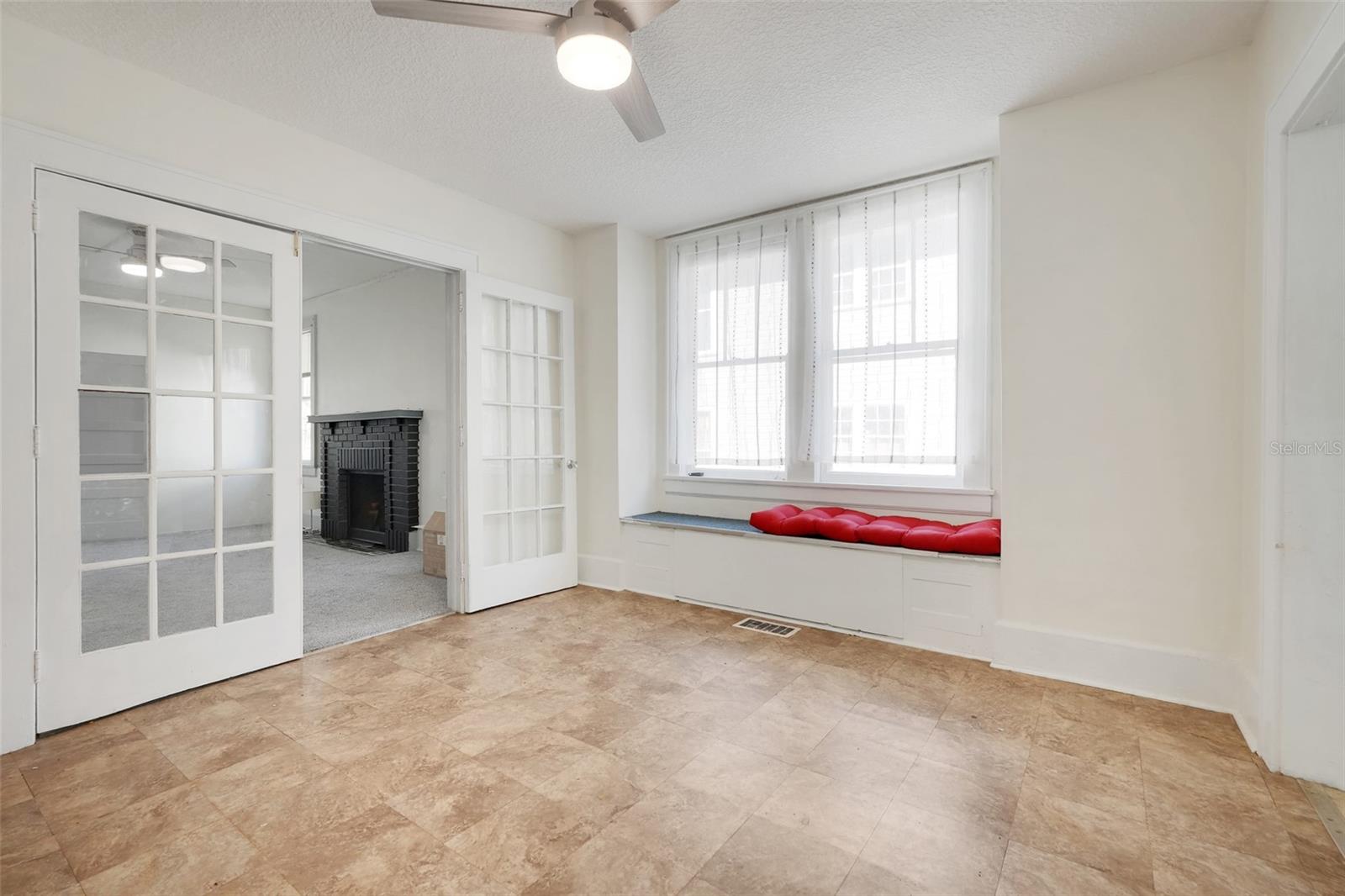 SMOCKS W 482 FT BLK 09 DELAND - Residential Income