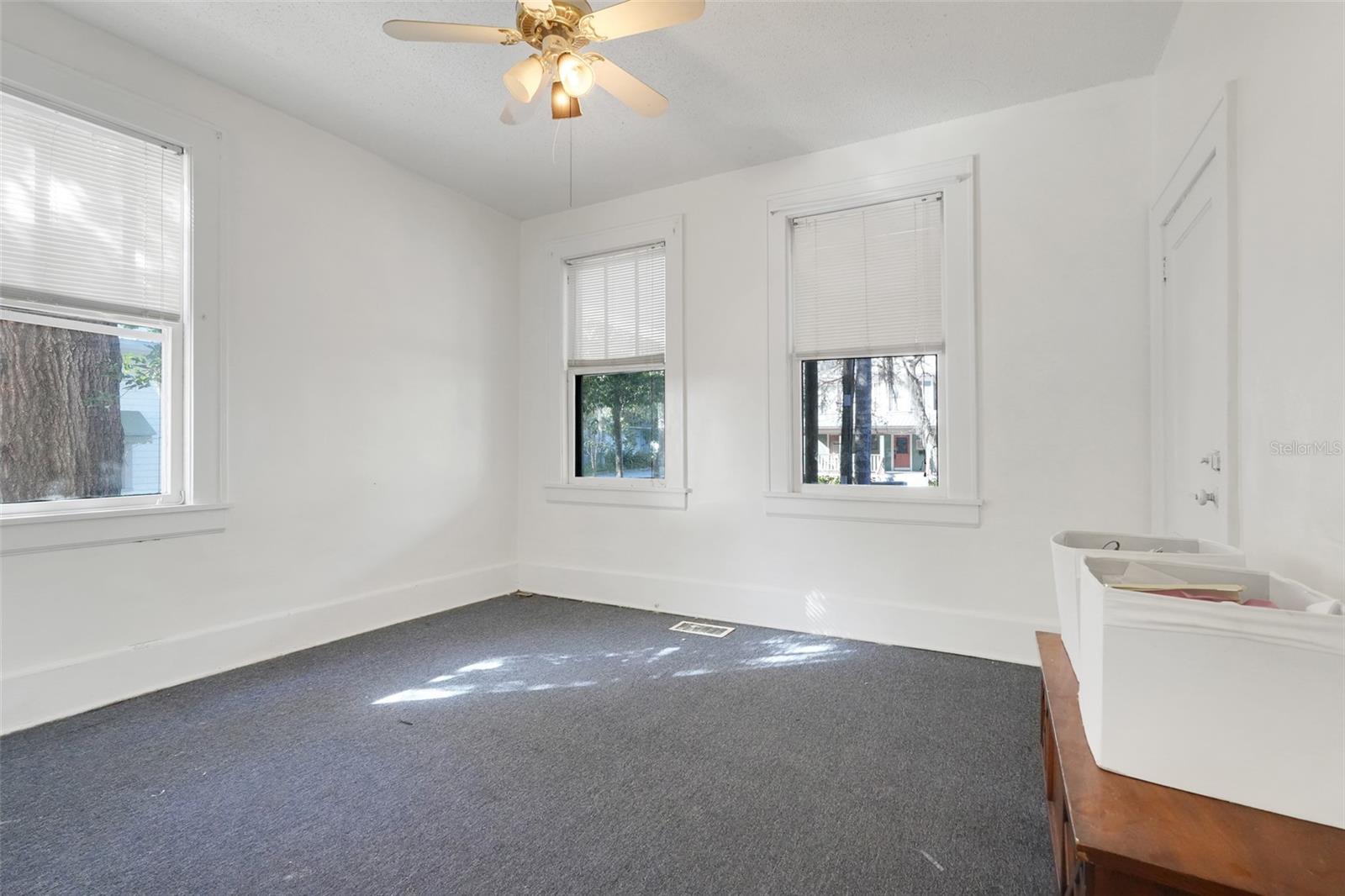 SMOCKS W 482 FT BLK 09 DELAND - Residential Income