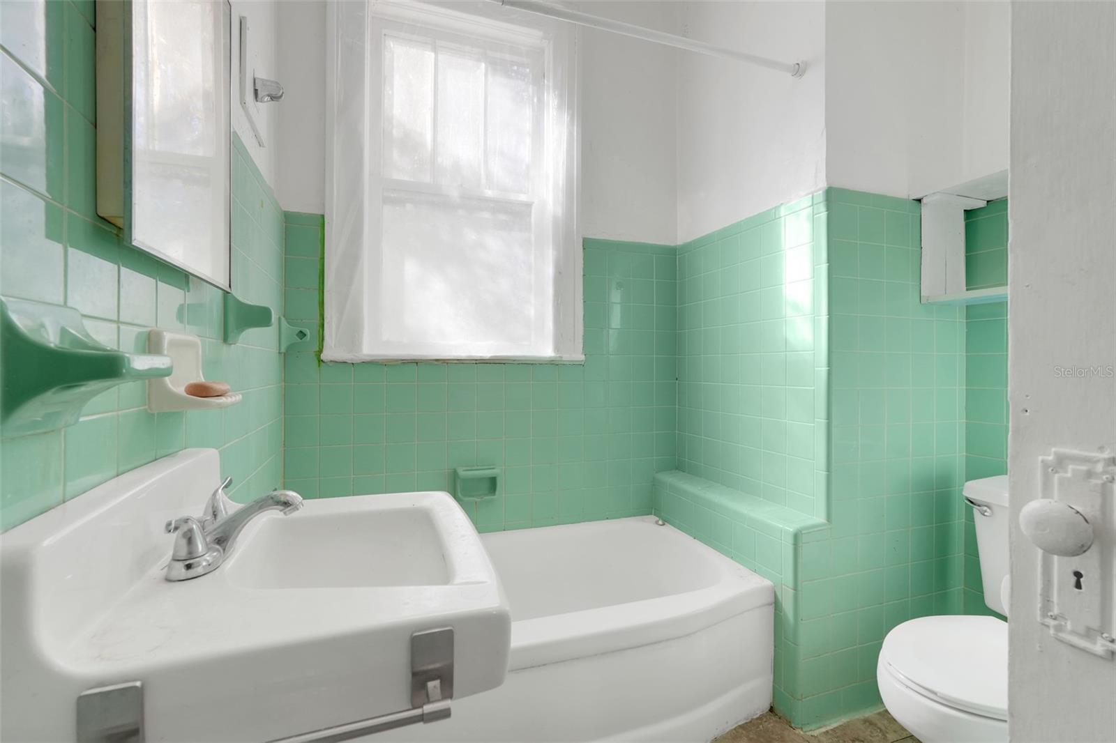 SMOCKS W 482 FT BLK 09 DELAND - Residential Income