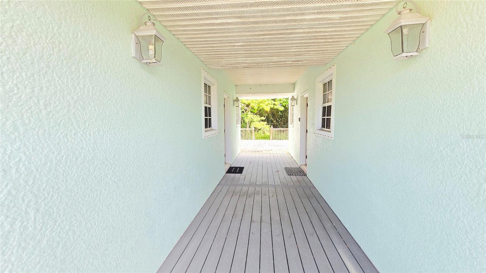 1227 MANGROVE LANE