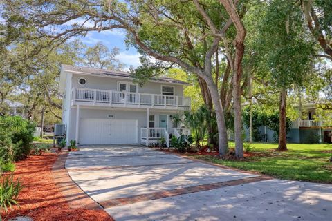 408 GEORGIA AVENUE CRYSTAL BEACH FL 34681