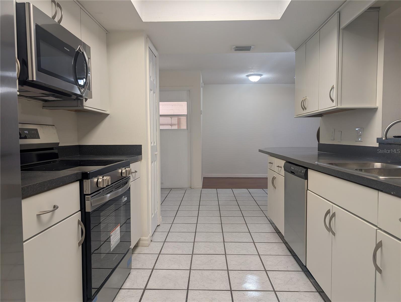 SPRING OAKS UNIT 4 - Residential