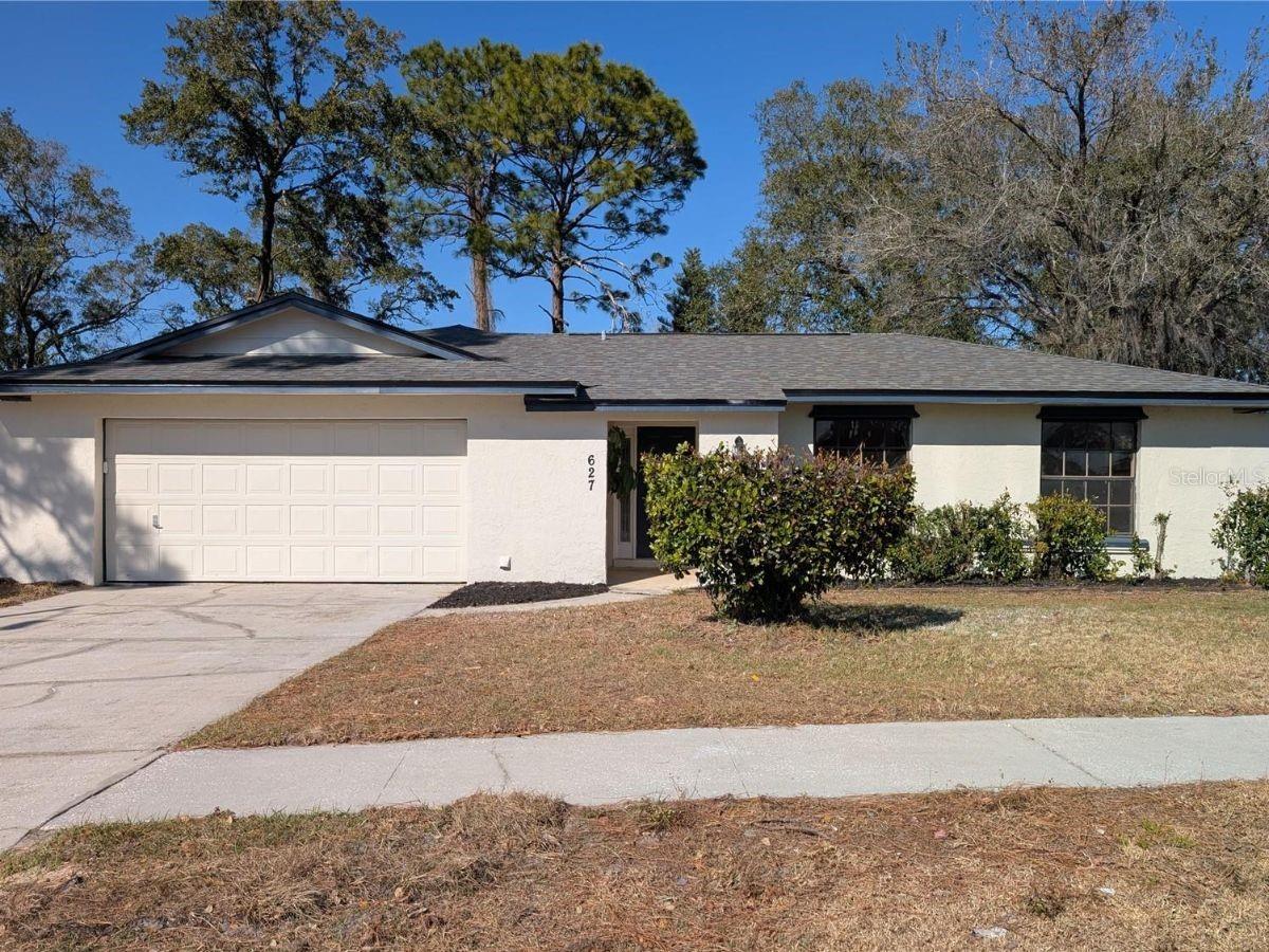 627 PRAIRIE LANE