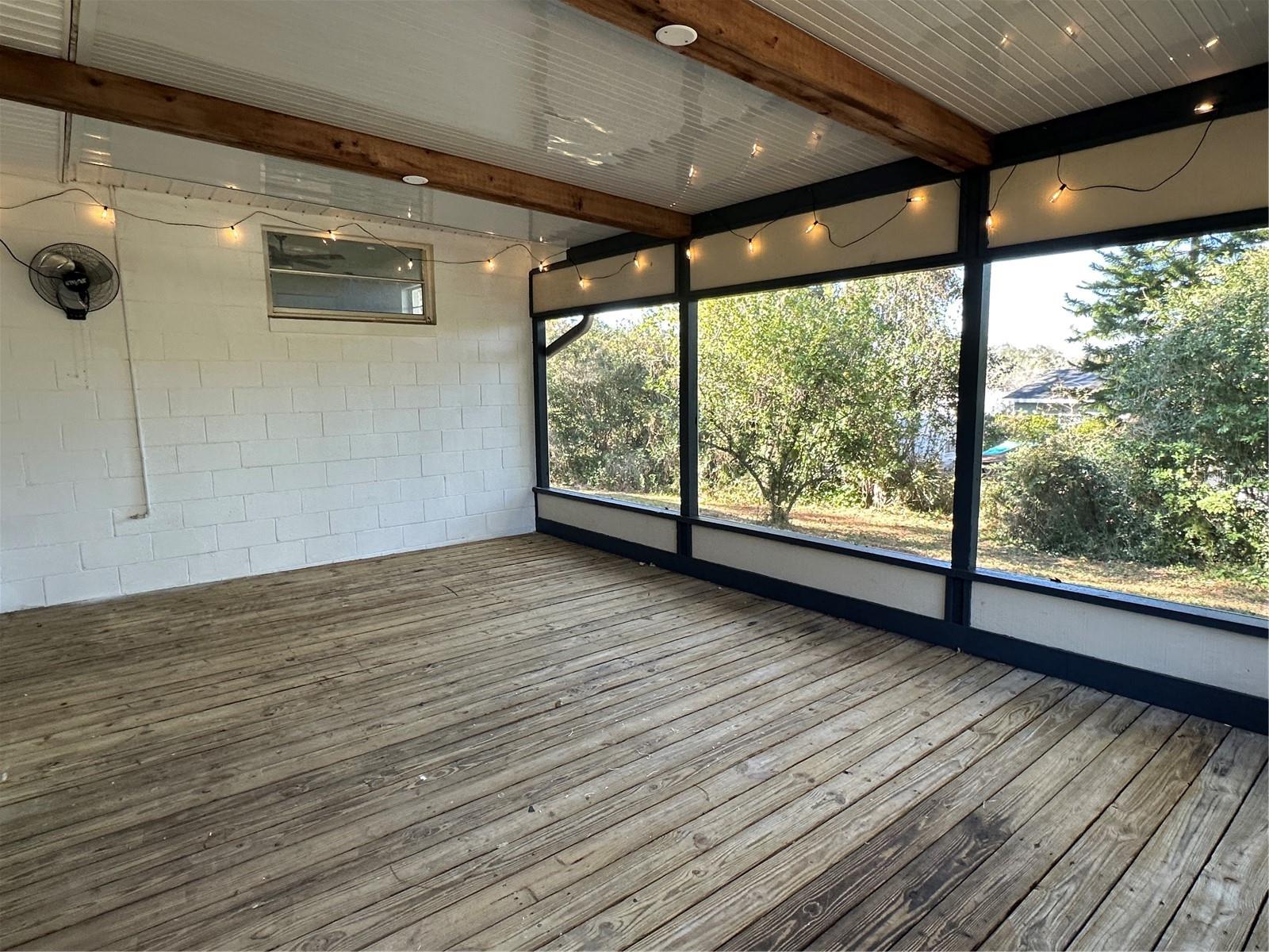 SPRING OAKS UNIT 4 - Residential