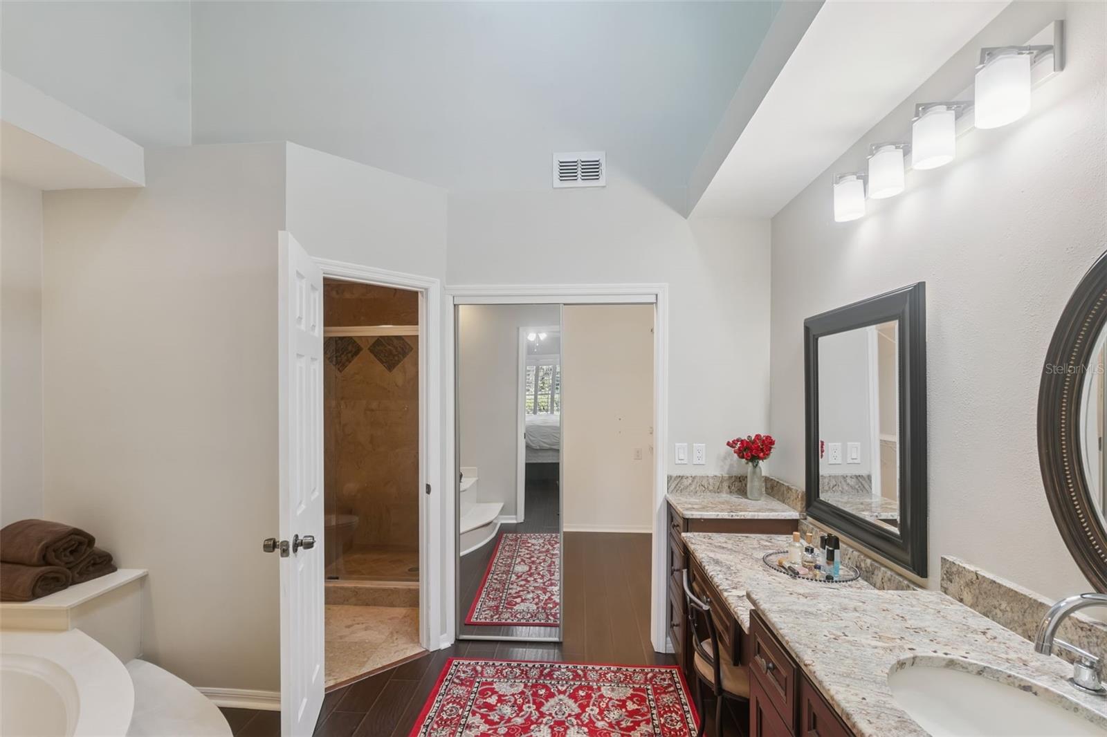 RACQUET CLUB VILLAS AT HEATHROW 1 - Residential