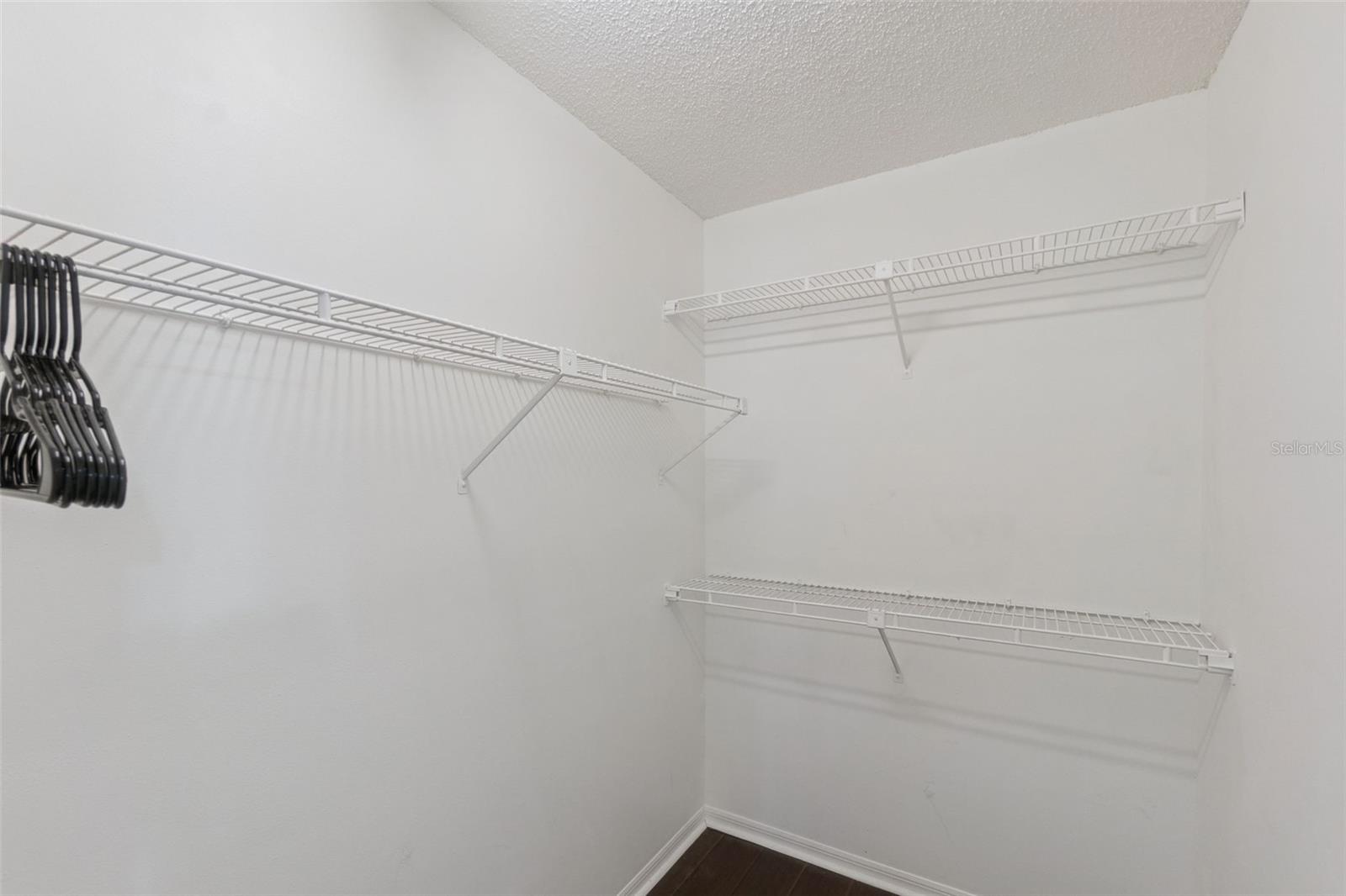 RACQUET CLUB VILLAS AT HEATHROW 1 - Residential