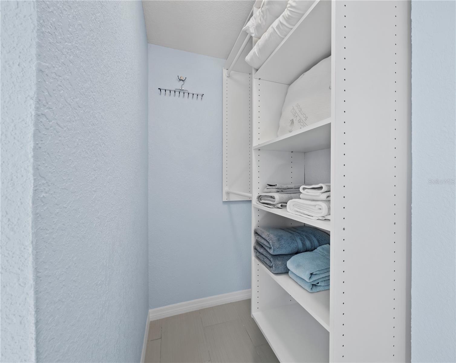 LONGBOAT KEY - Residential