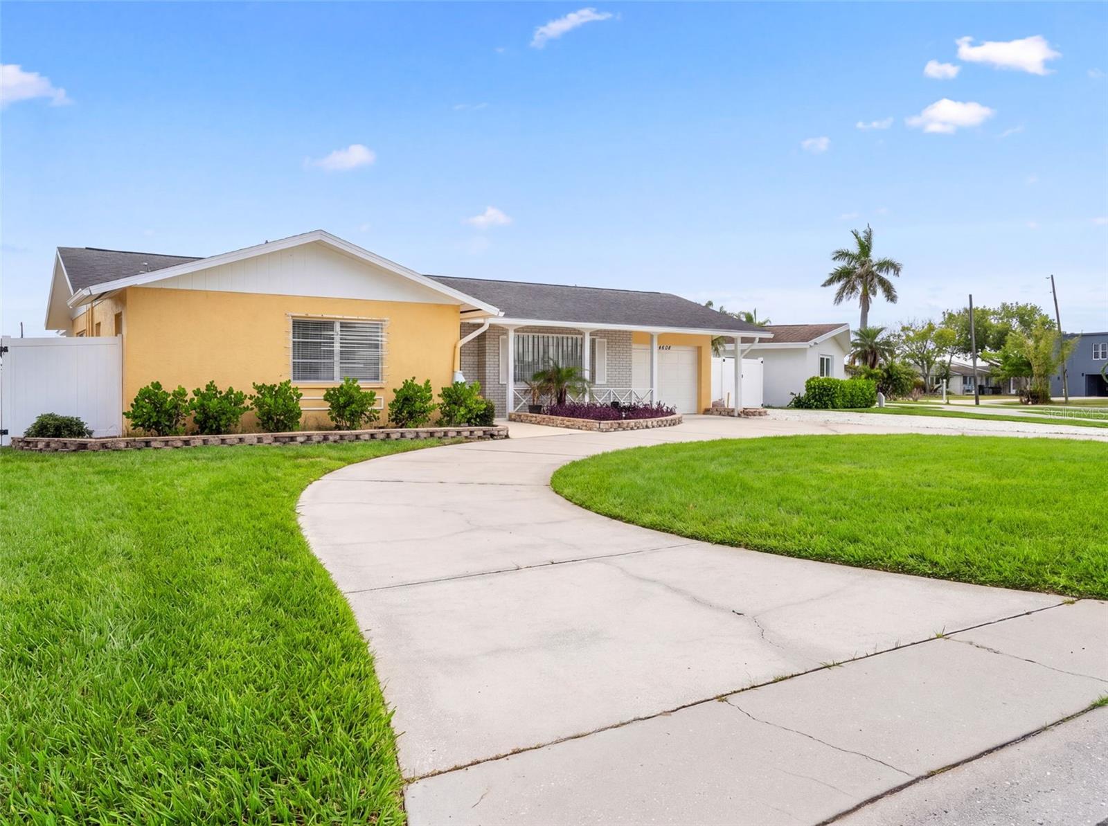 4608 ARLINGTON ROAD