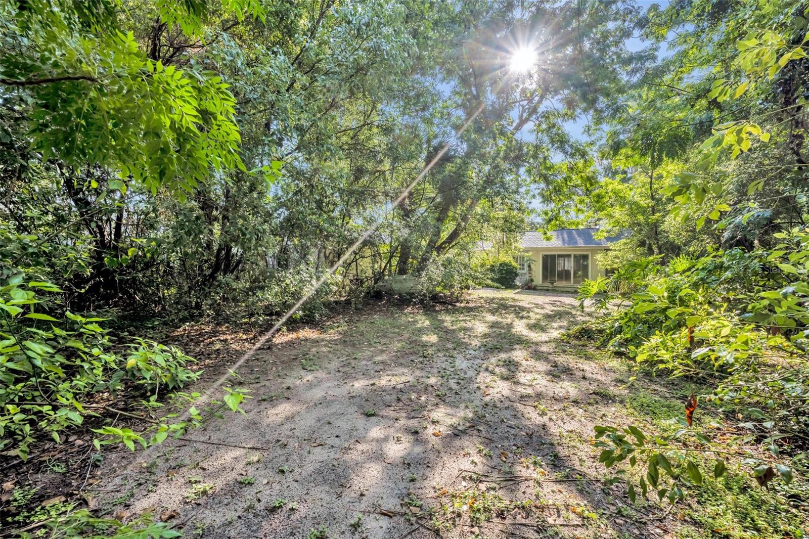 171 CORTLAND AVENUE