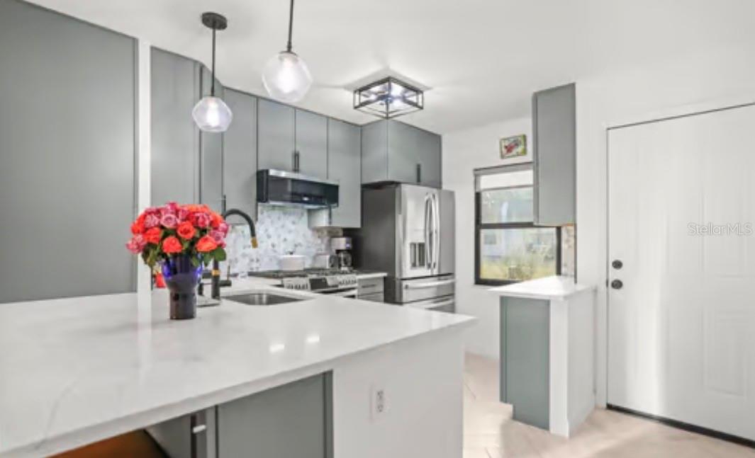 2981 FLINT DRIVE N 83C