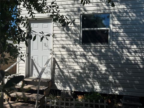 Photo of 10004 Memorial Highway, Tampa, FL 33615 (MLS # TB8521941)