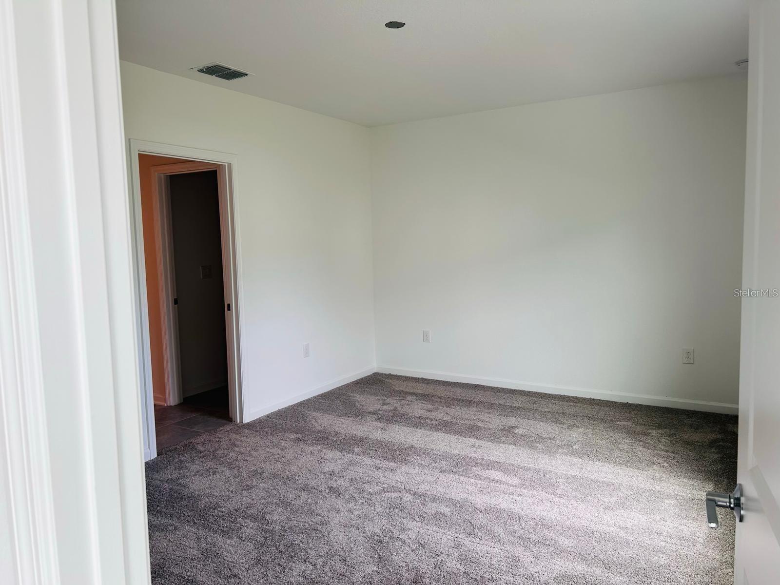 RANCHES/LK MCLEOD I - Residential Lease