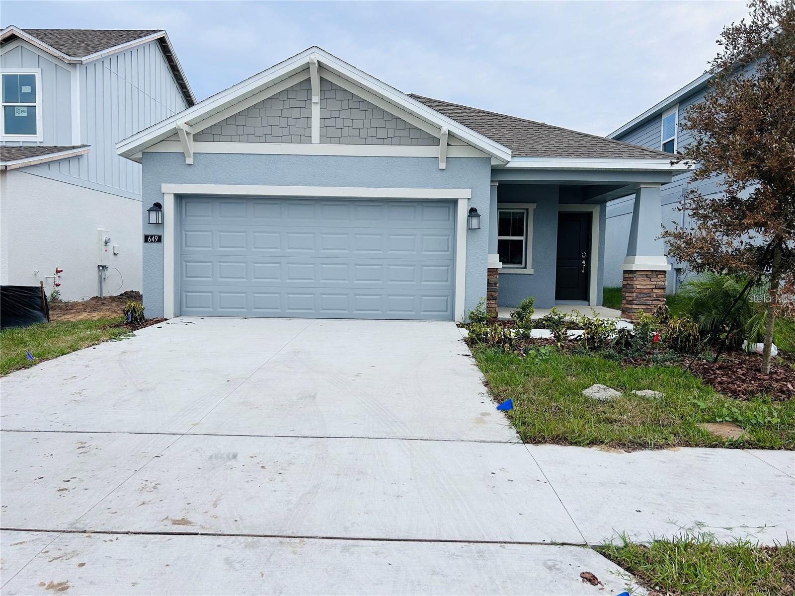 RANCHES/LK MCLEOD I - Residential Lease