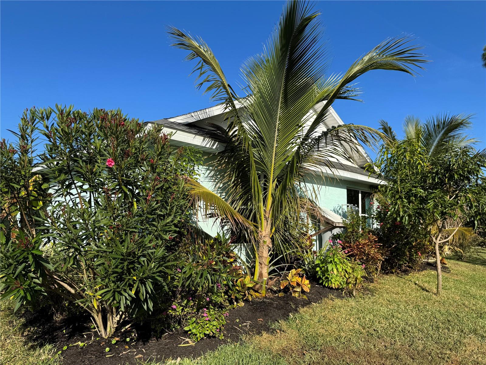 WESTERN SHORES - Residential