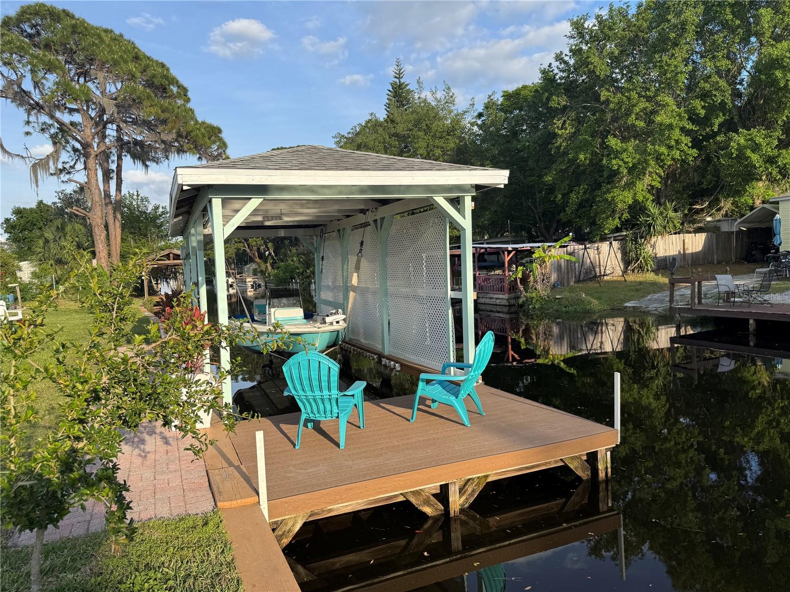 WESTERN SHORES - Residential