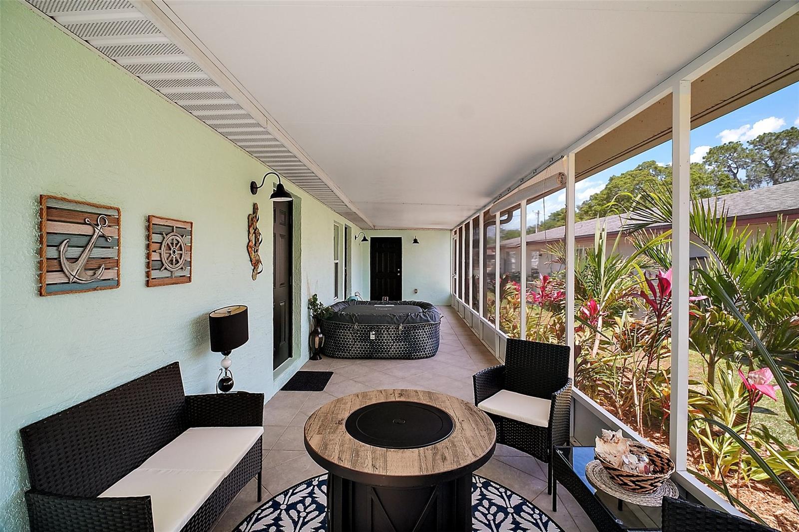 WESTERN SHORES - Residential