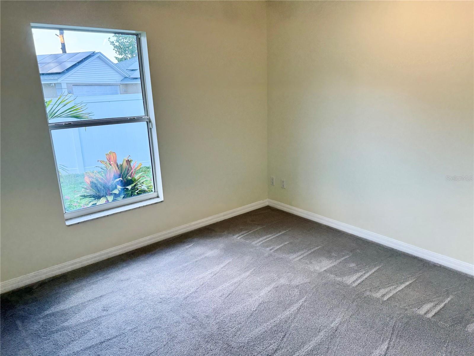 WESTERN SHORES - Residential