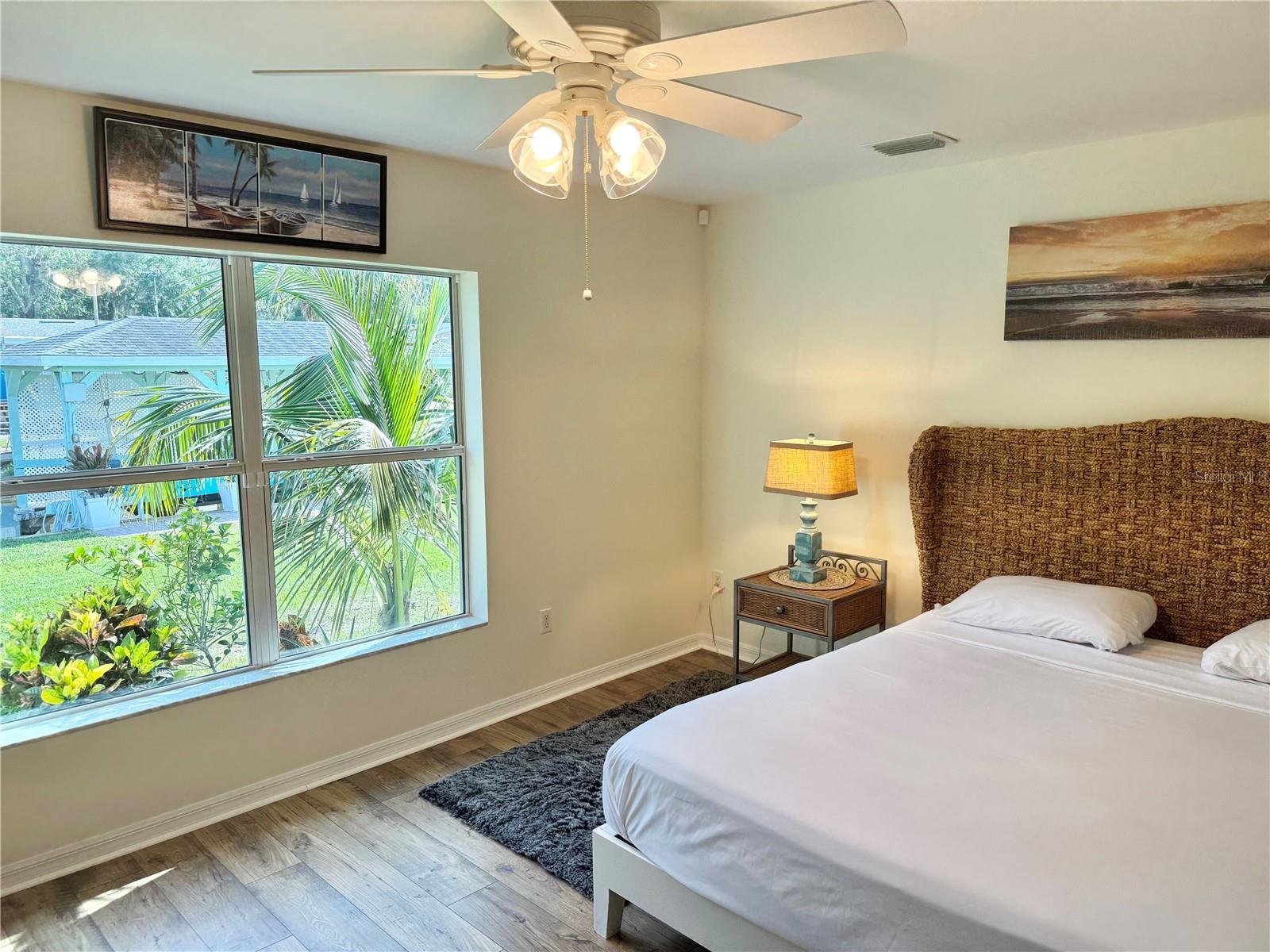 WESTERN SHORES - Residential