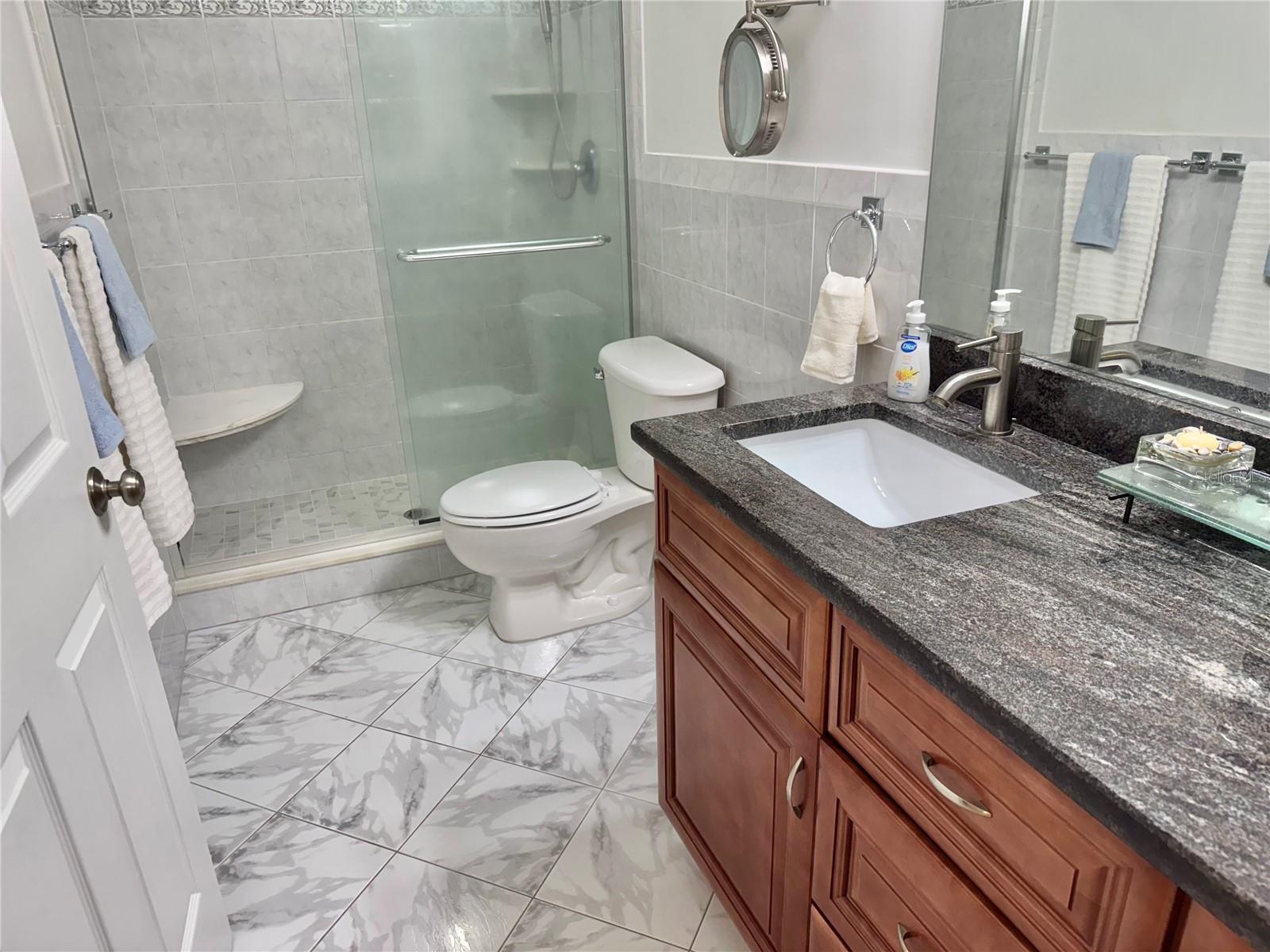 WESTERN SHORES - Residential