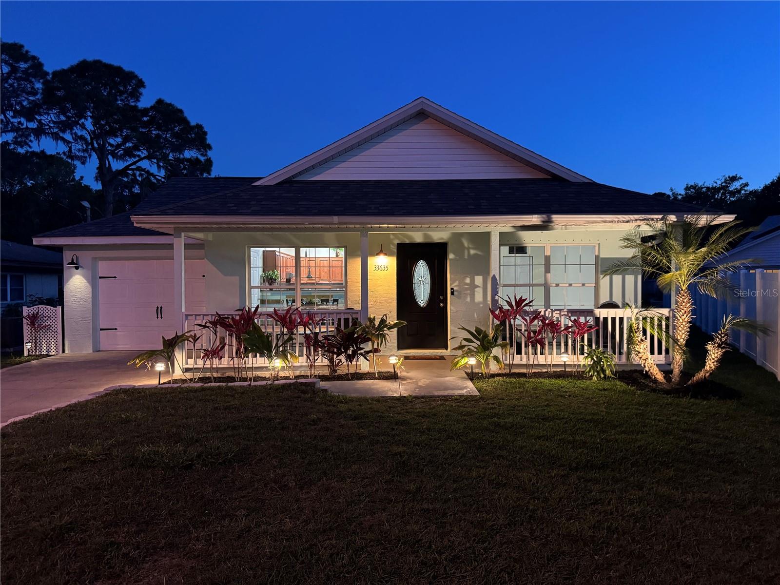 WESTERN SHORES - Residential