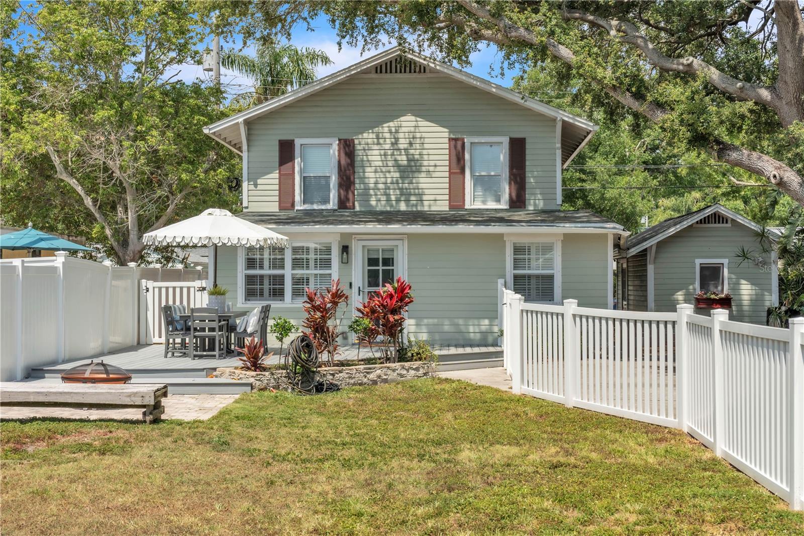 HYDE PARK - Residential